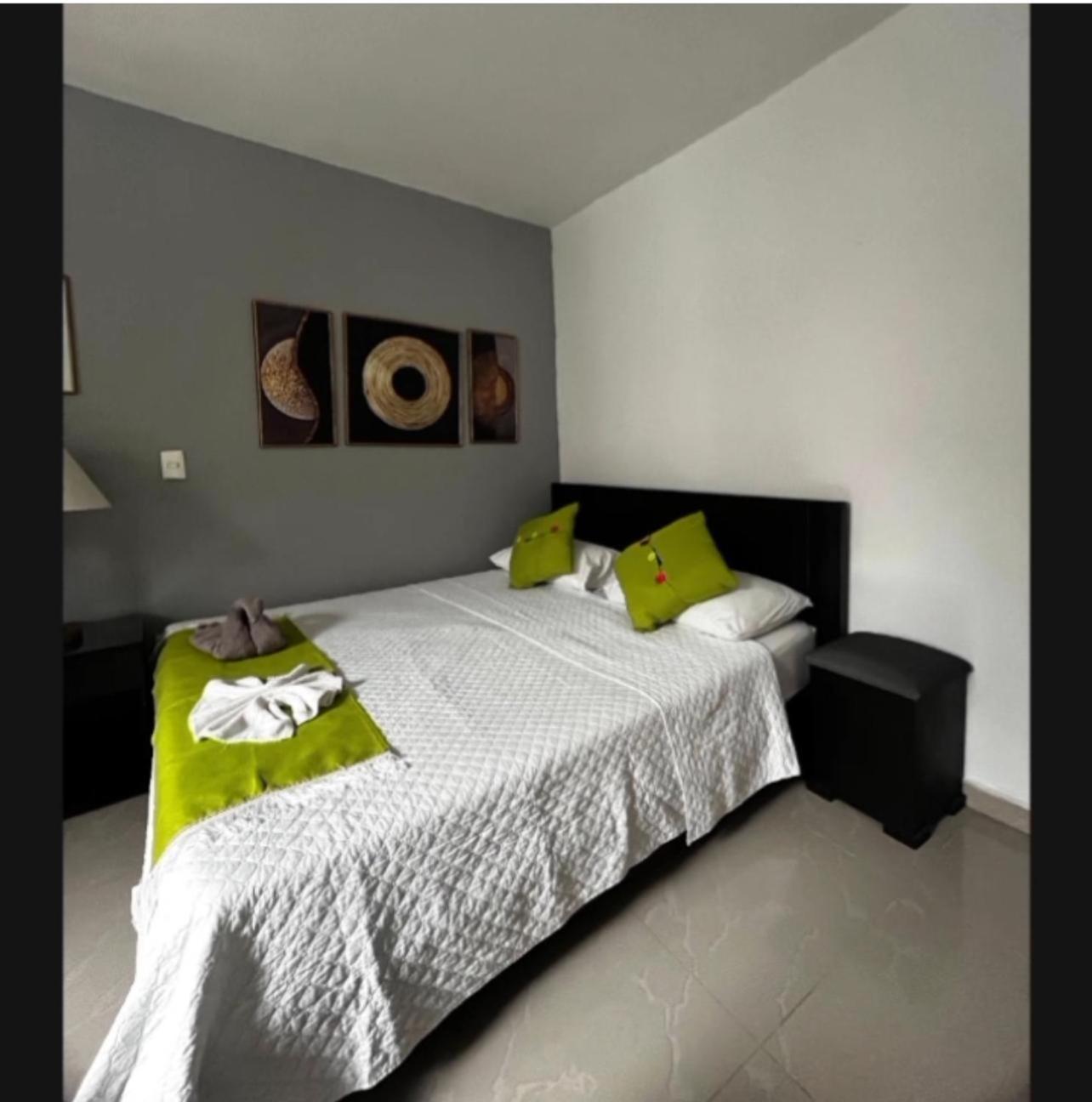 International Hotel เมเดยิน ภายนอก รูปภาพ